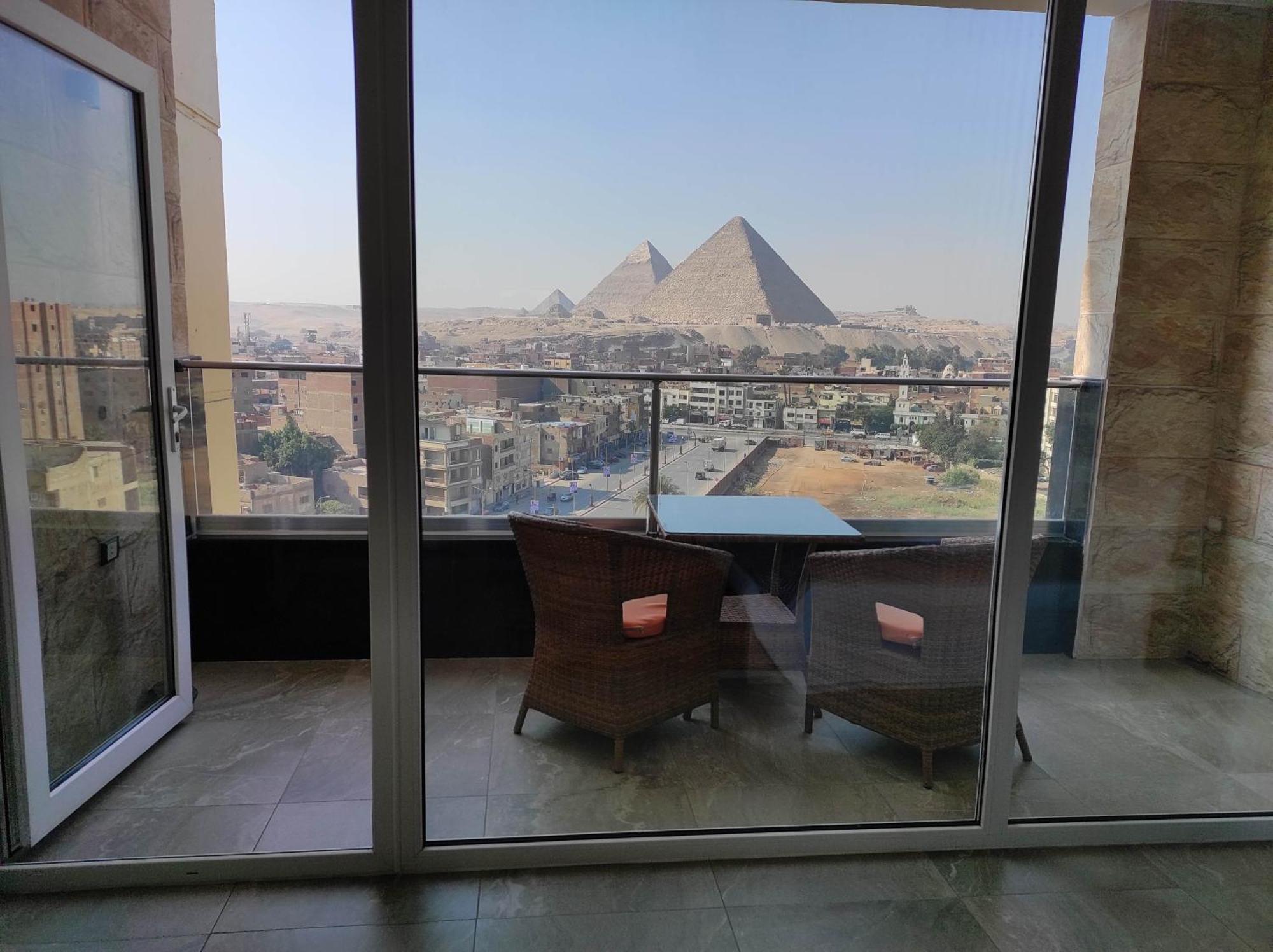 Pyramids View Suite/Vista Piramidi Cairo Exterior photo